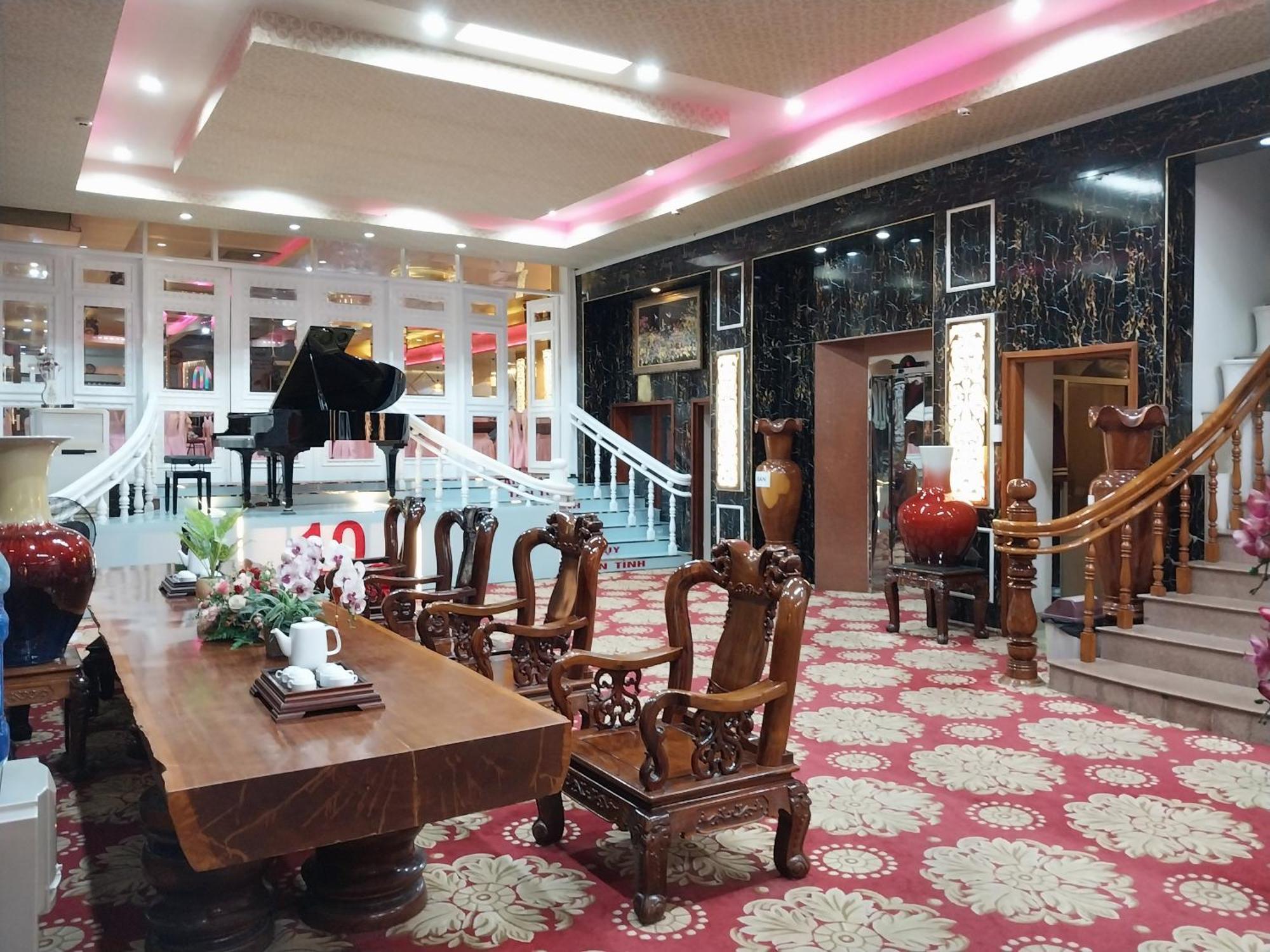 Nhat Quy Hotel Tay Ninh ภายนอก รูปภาพ